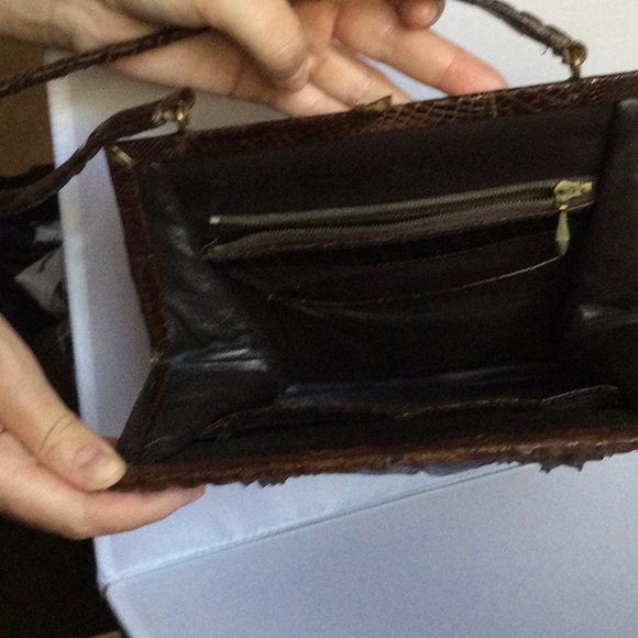 GORGEOUS VINTAGE CROCODILE LEATHER BAG - Picture 6 of 6